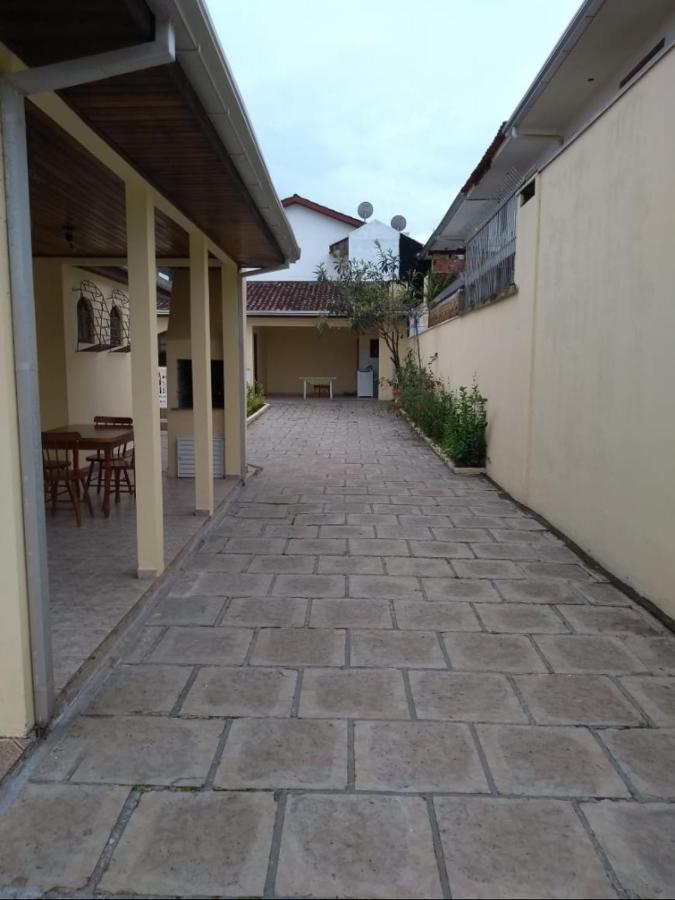Casa Guaratuba Espacosa E Confortavel Exterior photo